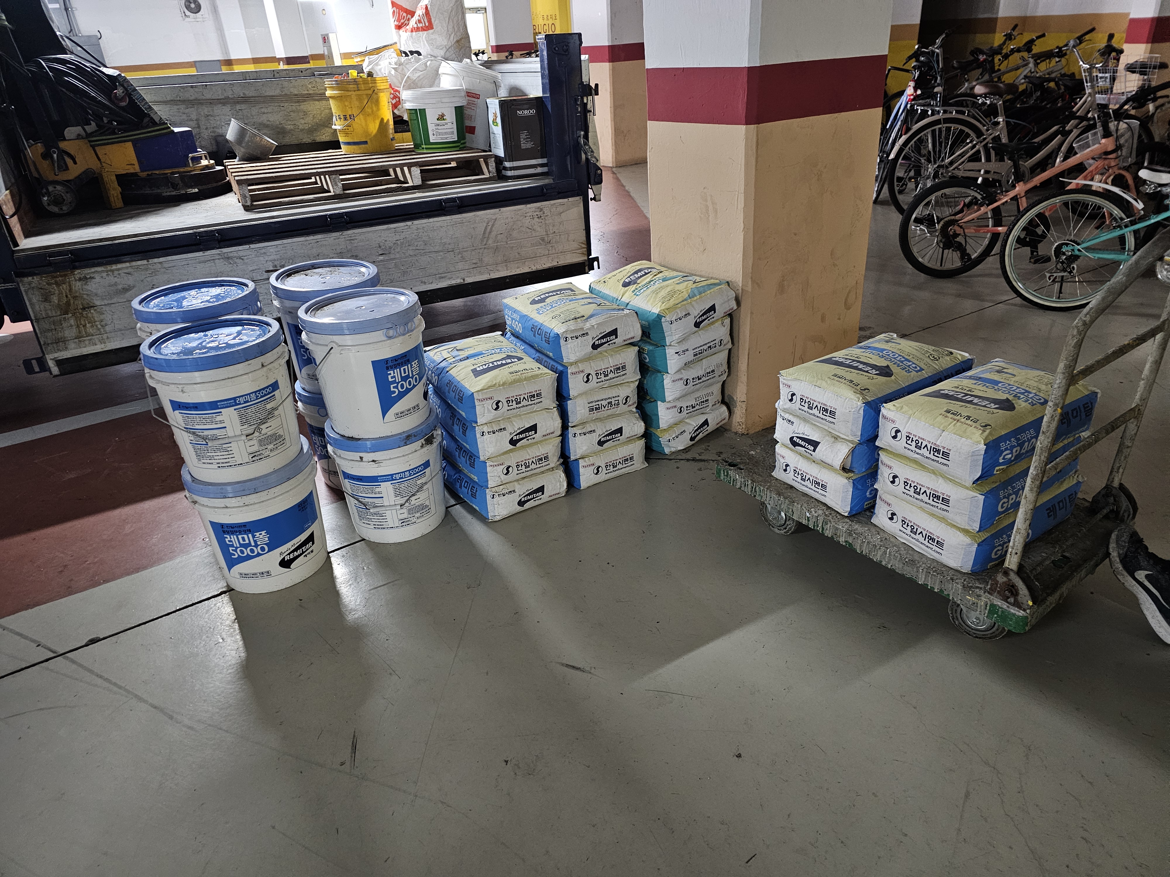 도담마을 푸르지오6차 관리사무소 — 아파트 옥상