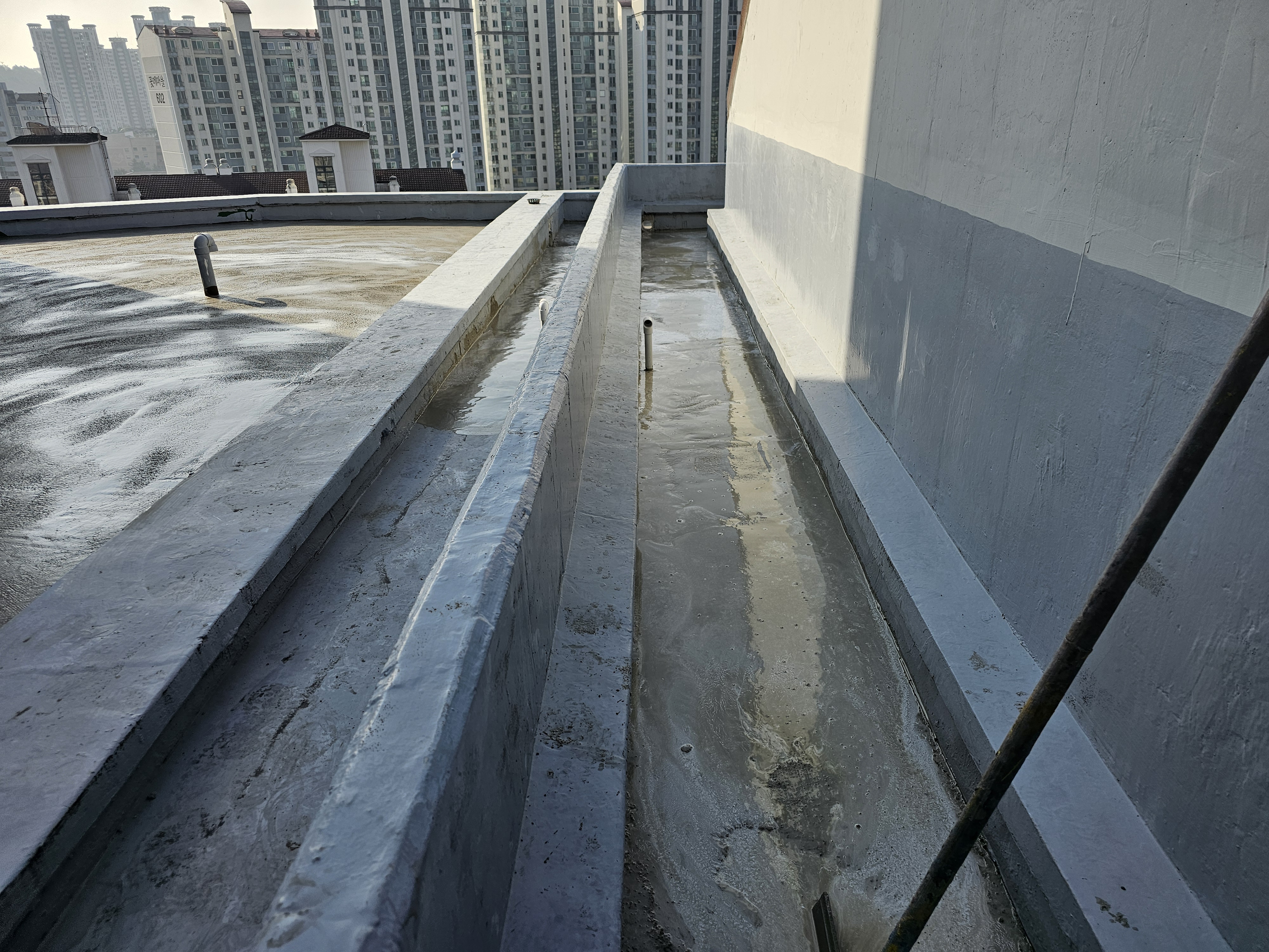 도담마을 푸르지오6차 관리사무소 — 아파트 옥상