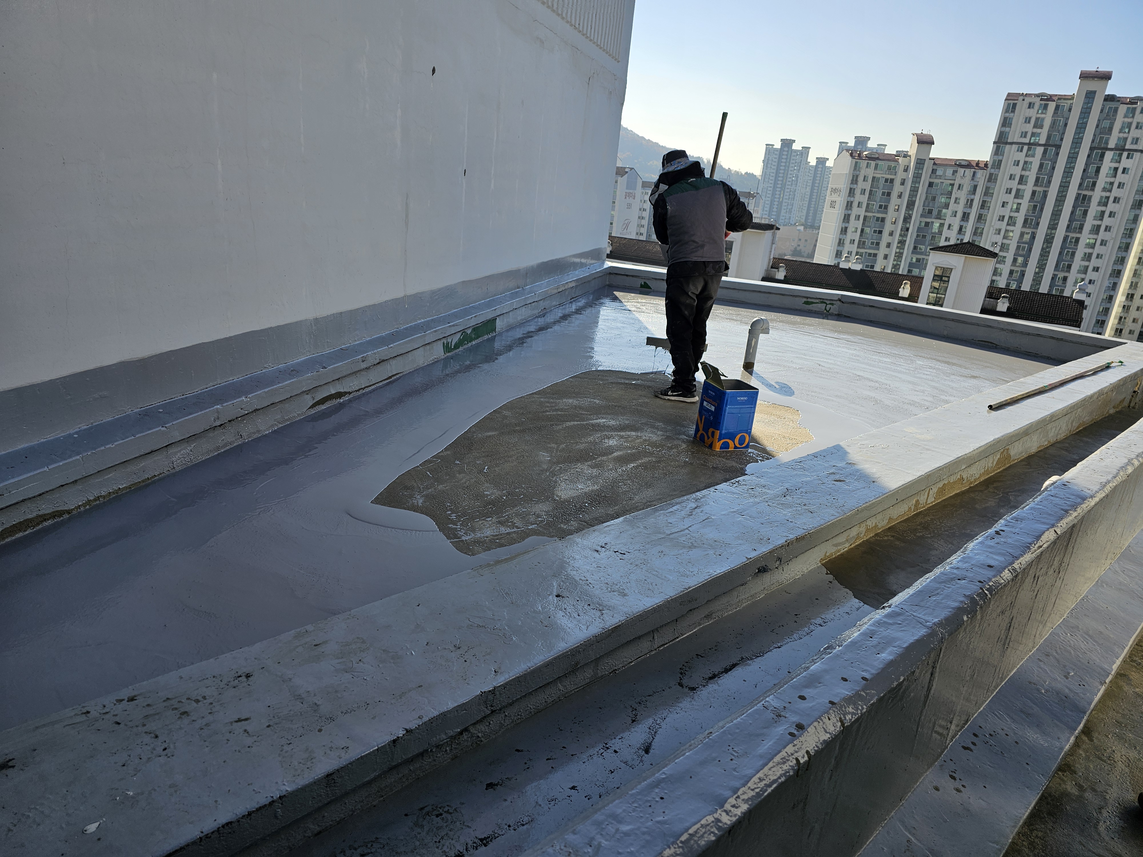 도담마을 푸르지오6차 관리사무소 — 아파트 옥상