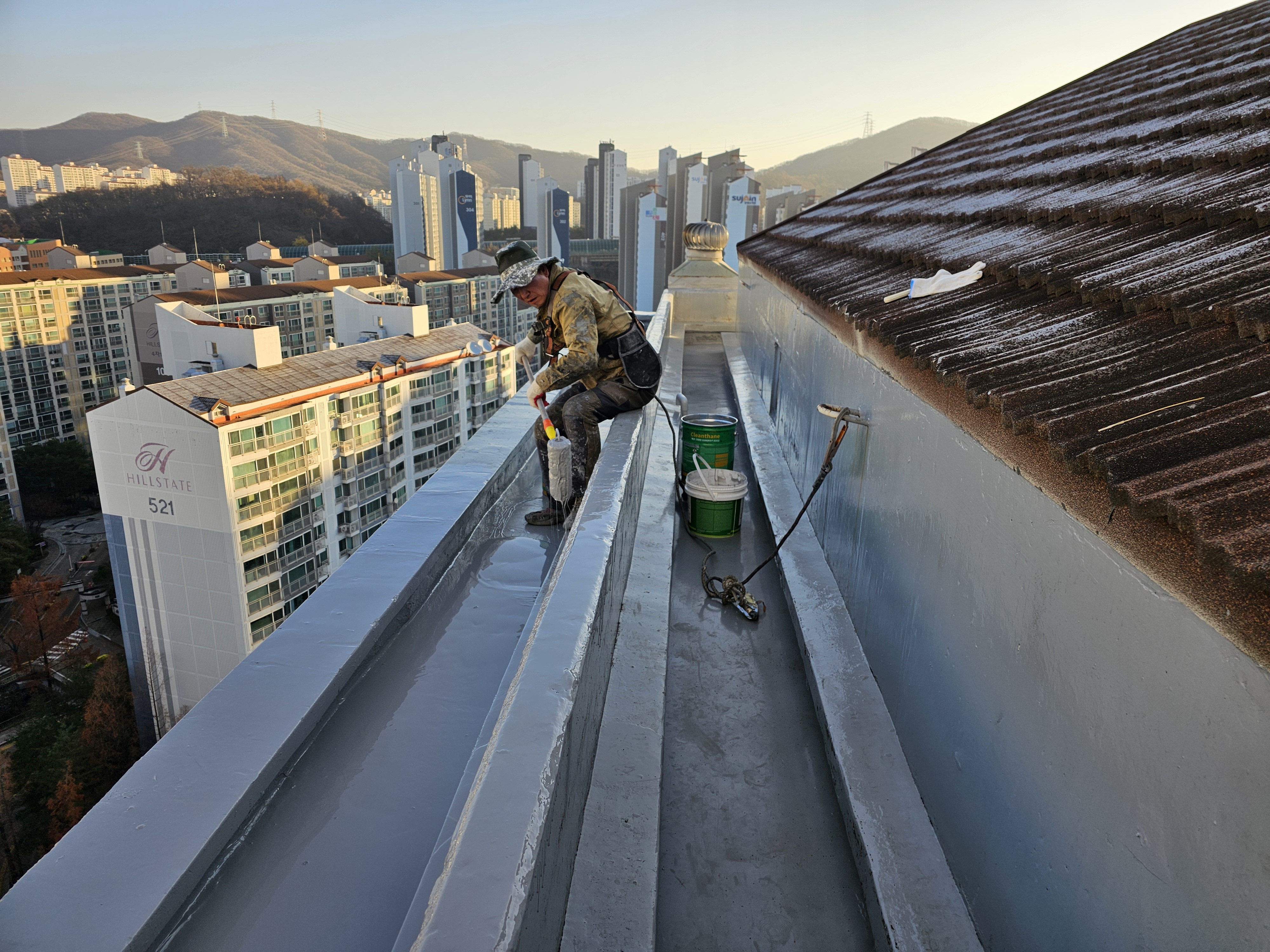 도담마을 푸르지오6차 관리사무소 — 아파트 옥상