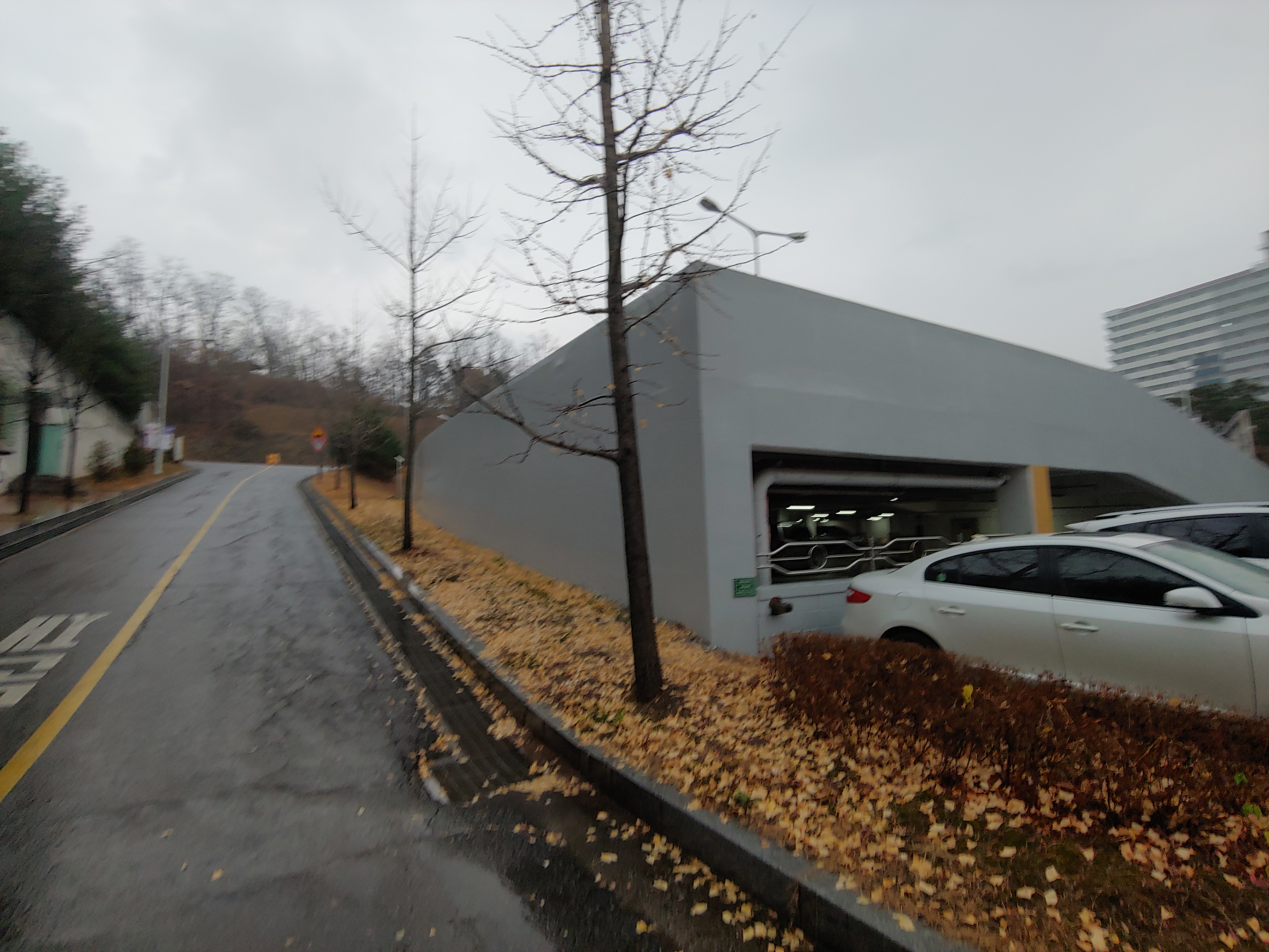 고양시 — 시설 보강 및 재도장