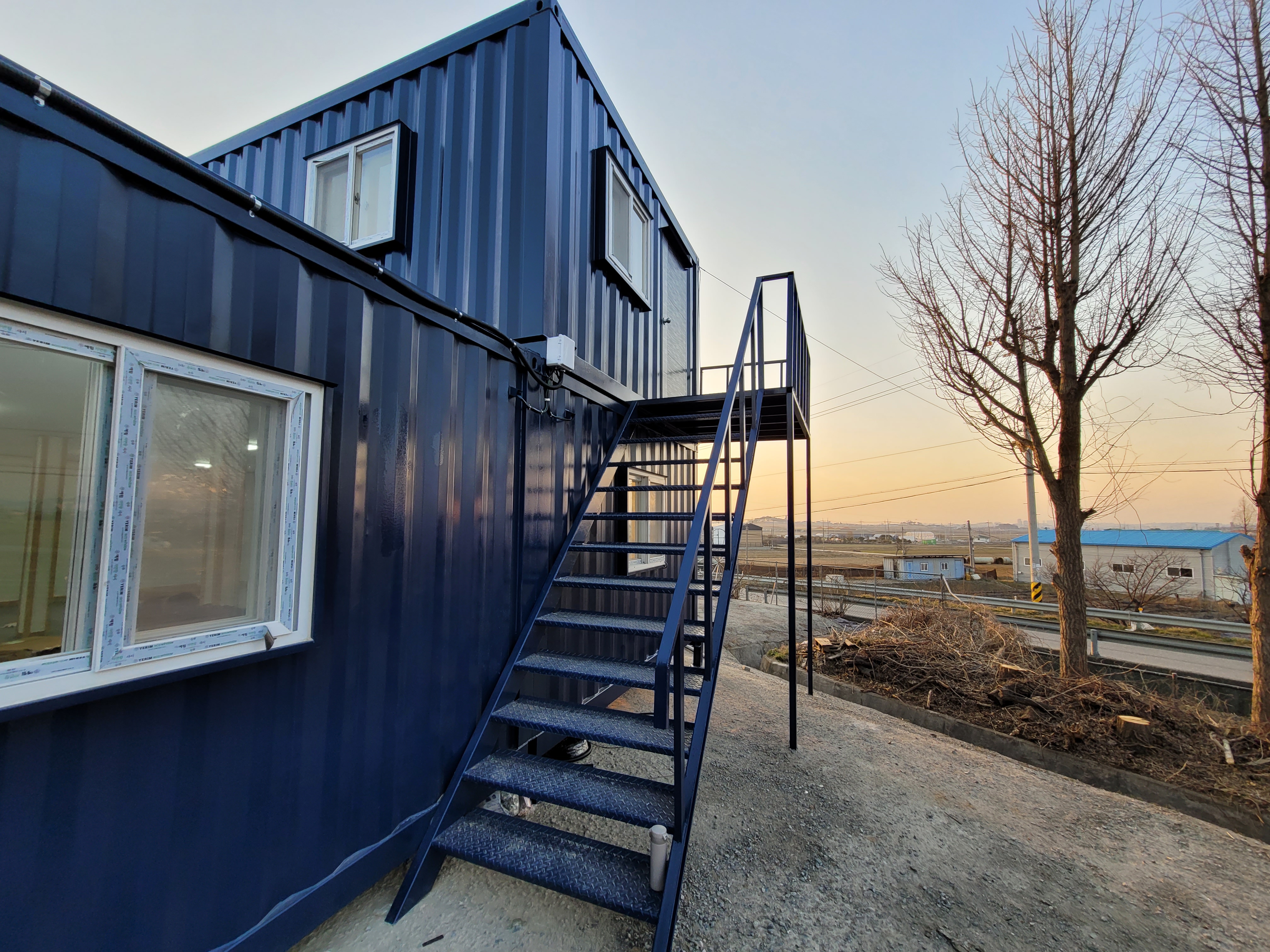 선영컨테이너 — 컨네이너