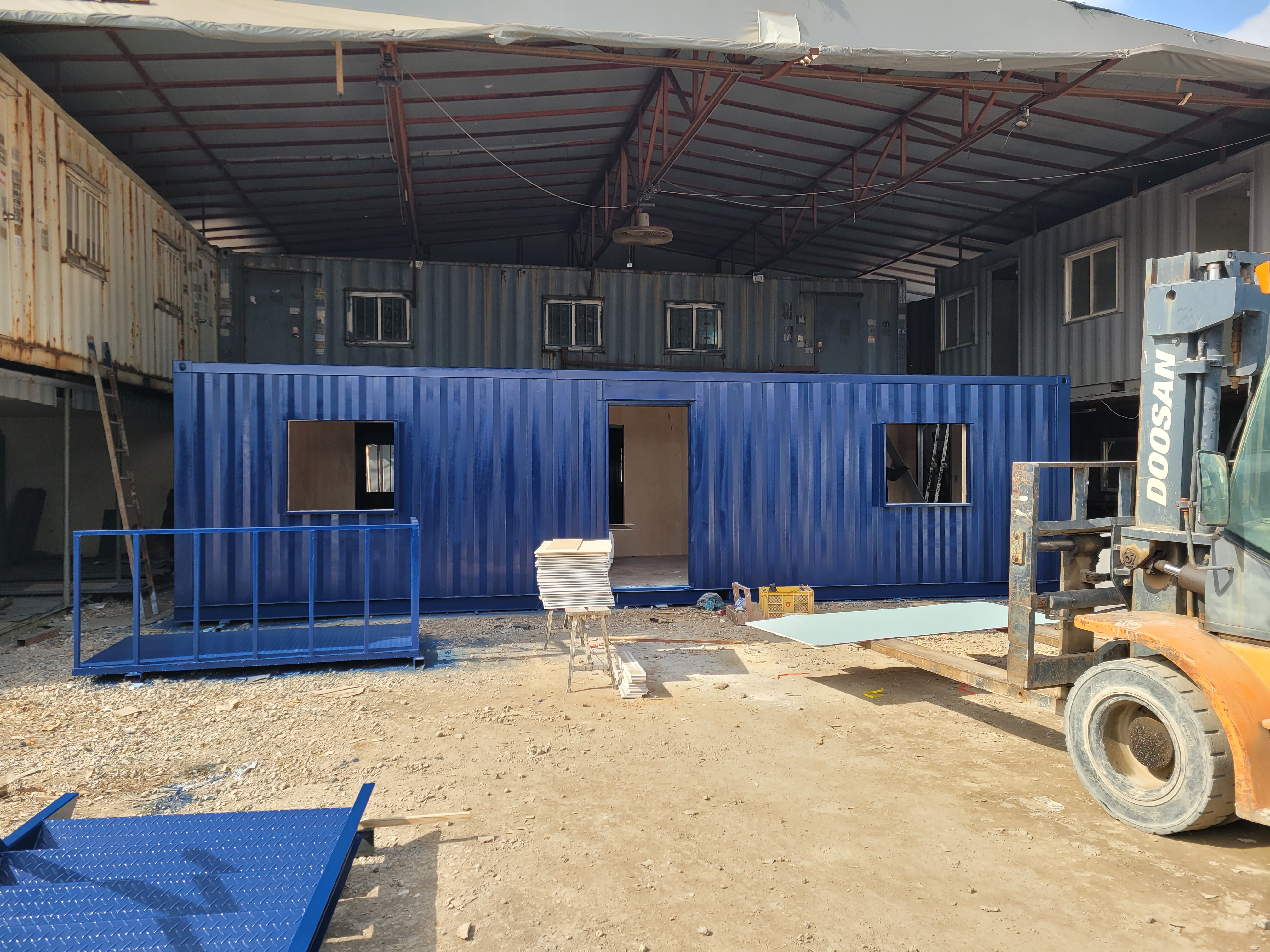 선영컨테이너 — 컨네이너