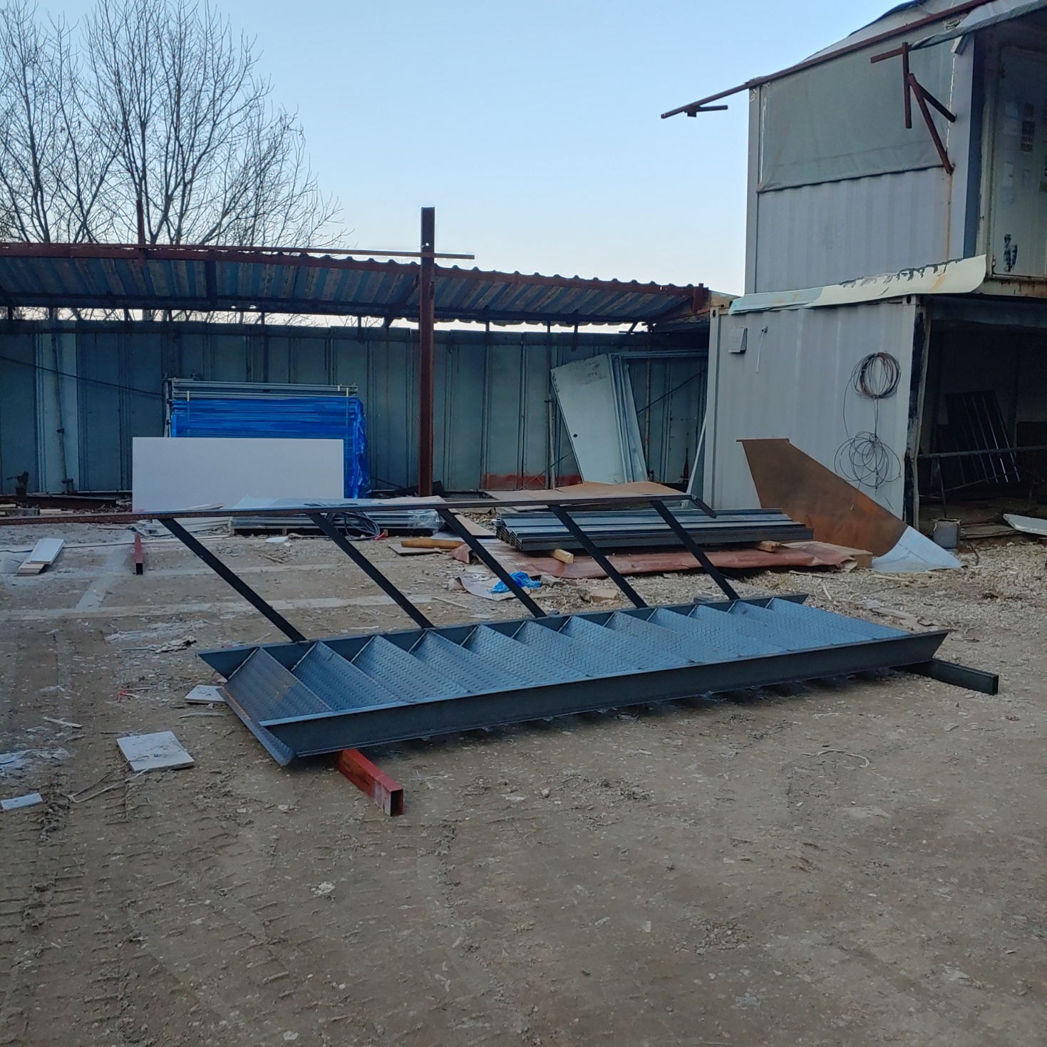 선영컨테이너 — 컨네이너