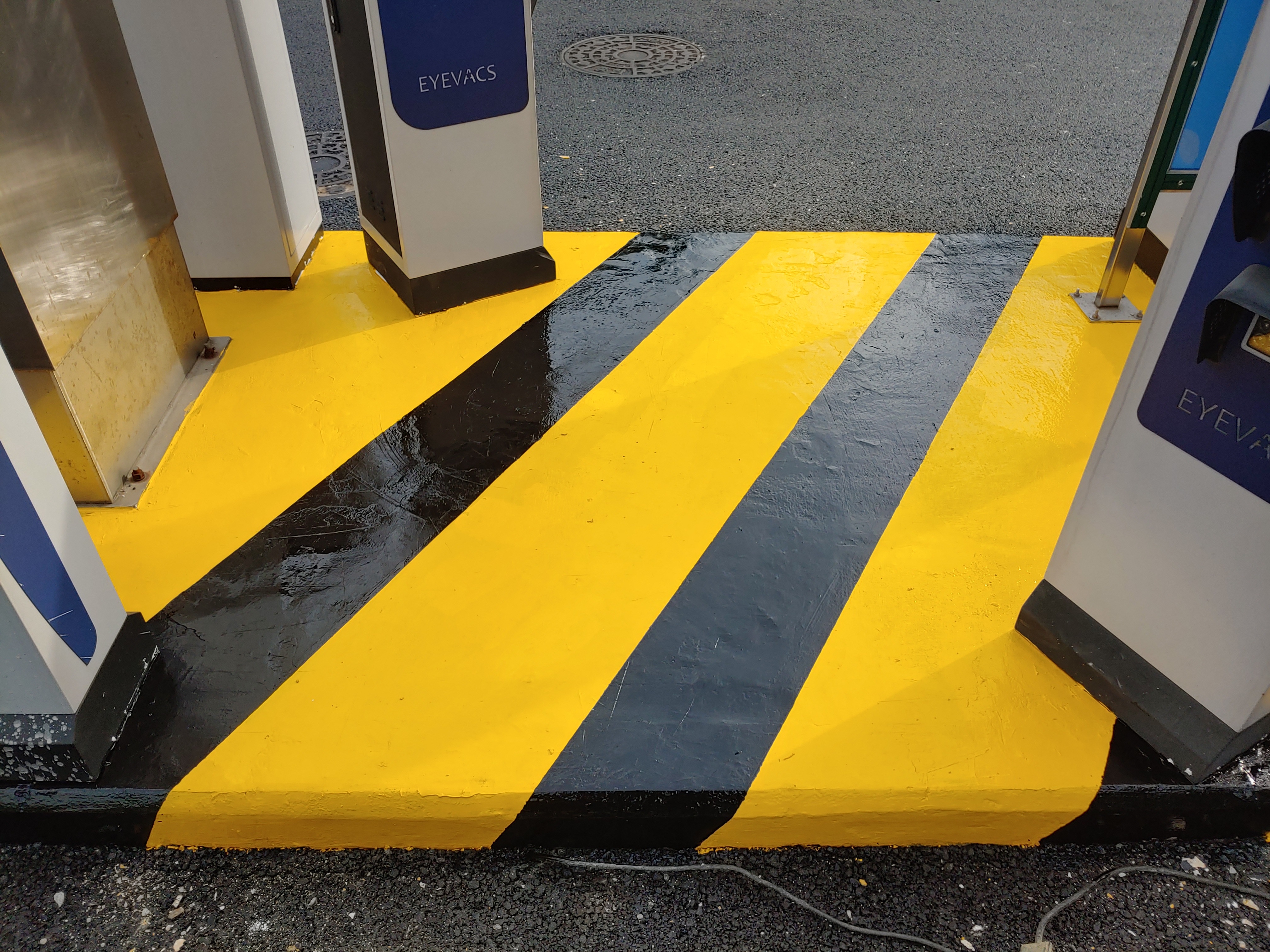 흥덕U타워 — 시설 보강 및 재도장