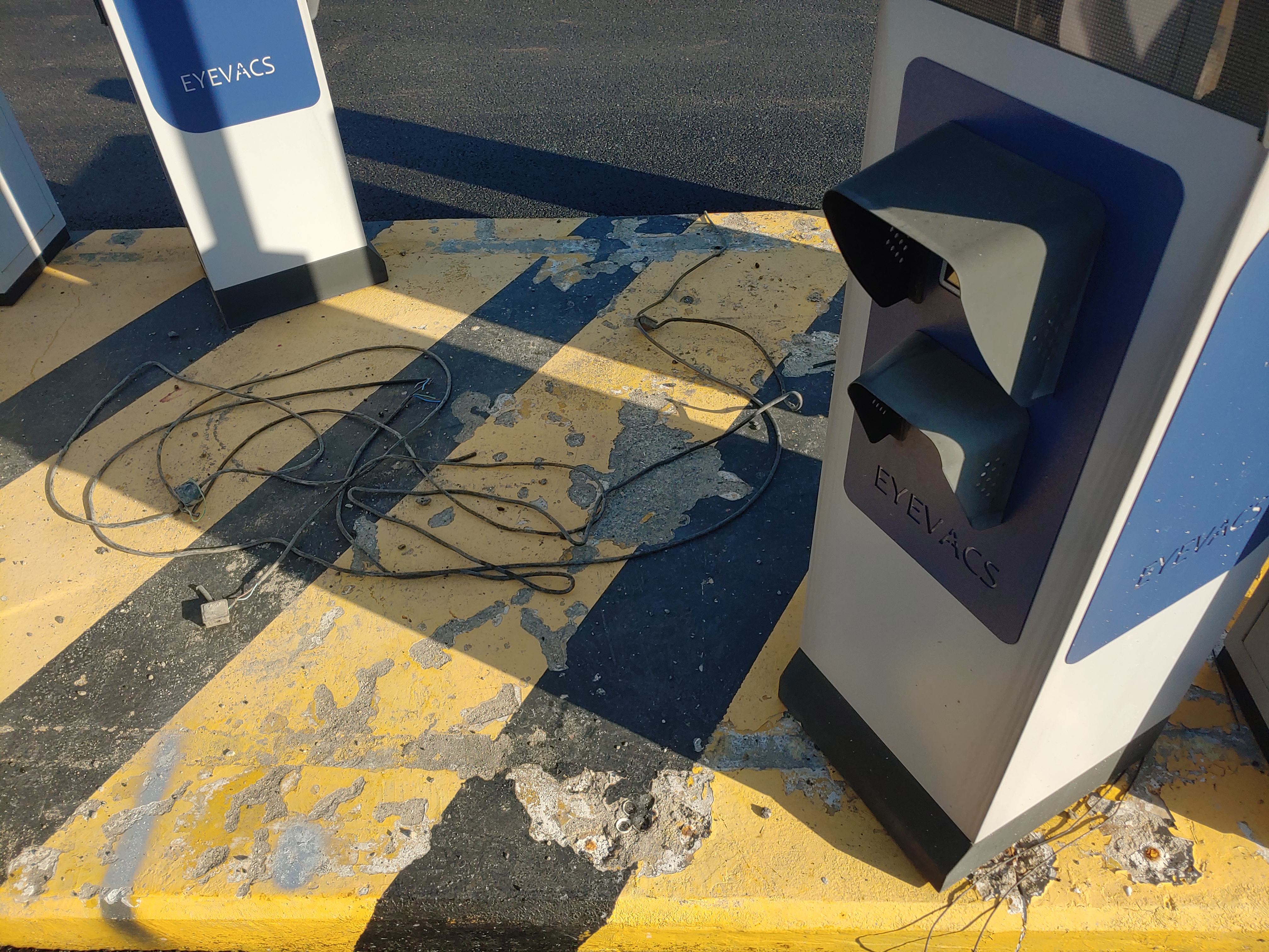 흥덕U타워 — 시설 보강 및 재도장