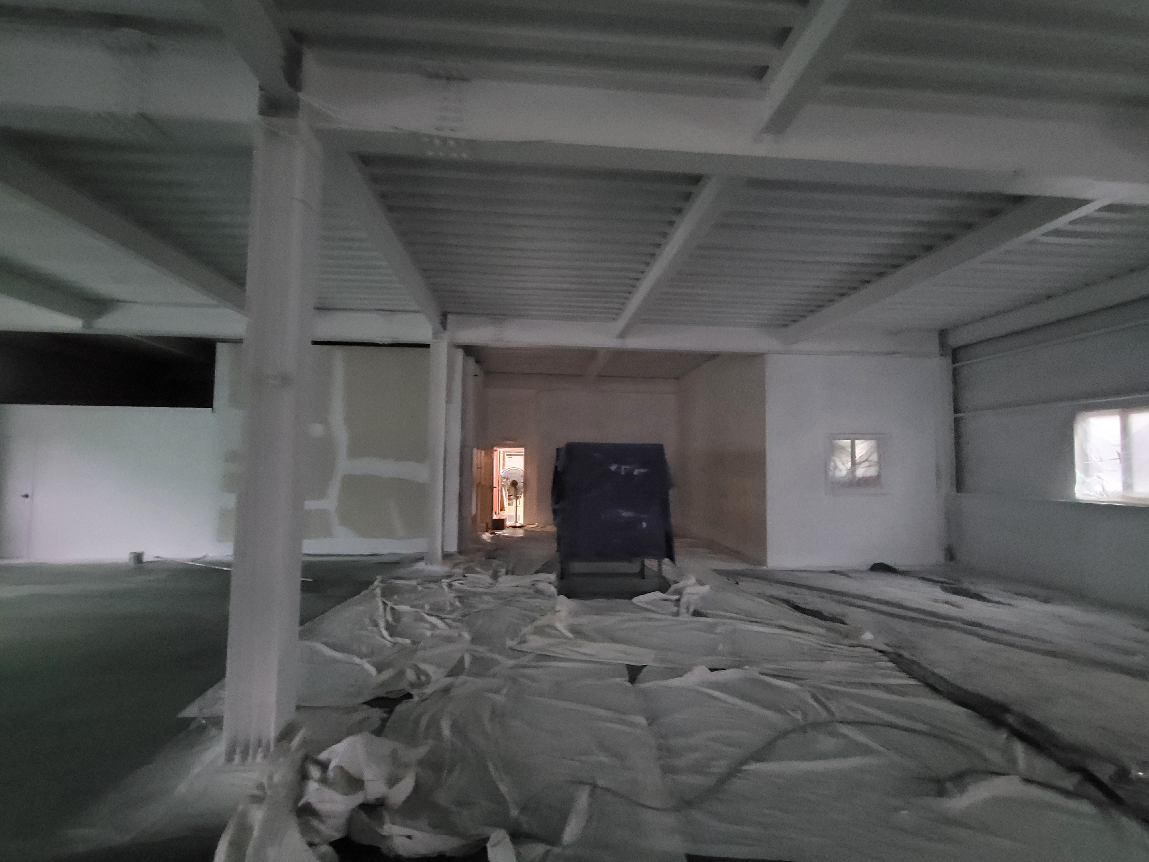 바이네르 — 창고/매장