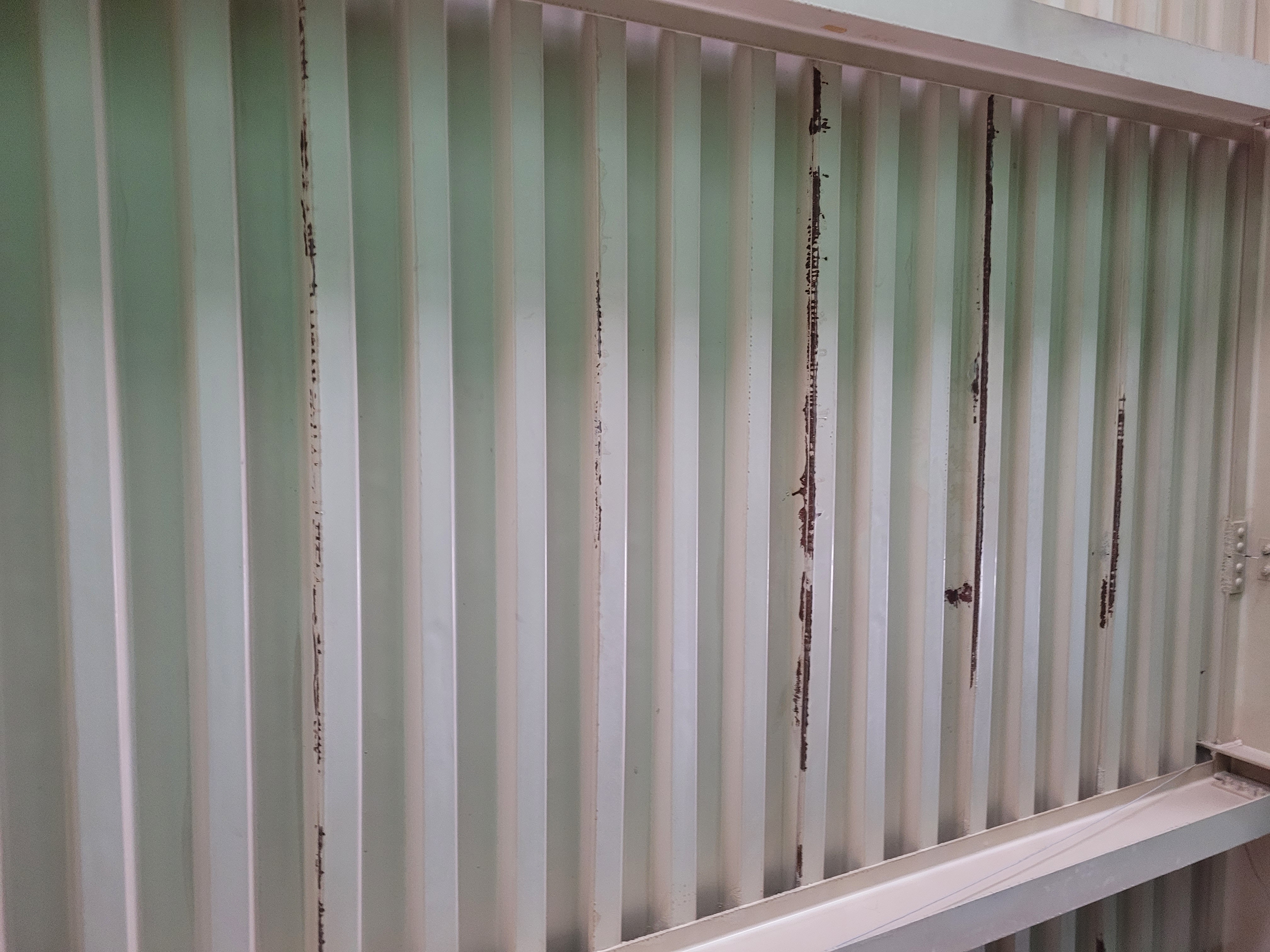 바이네르 — 창고/매장