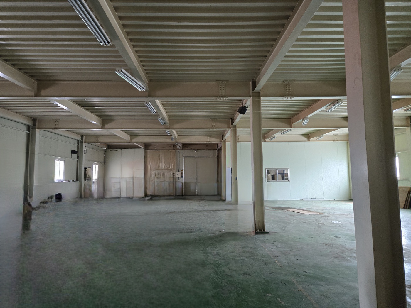 바이네르 — 창고/매장