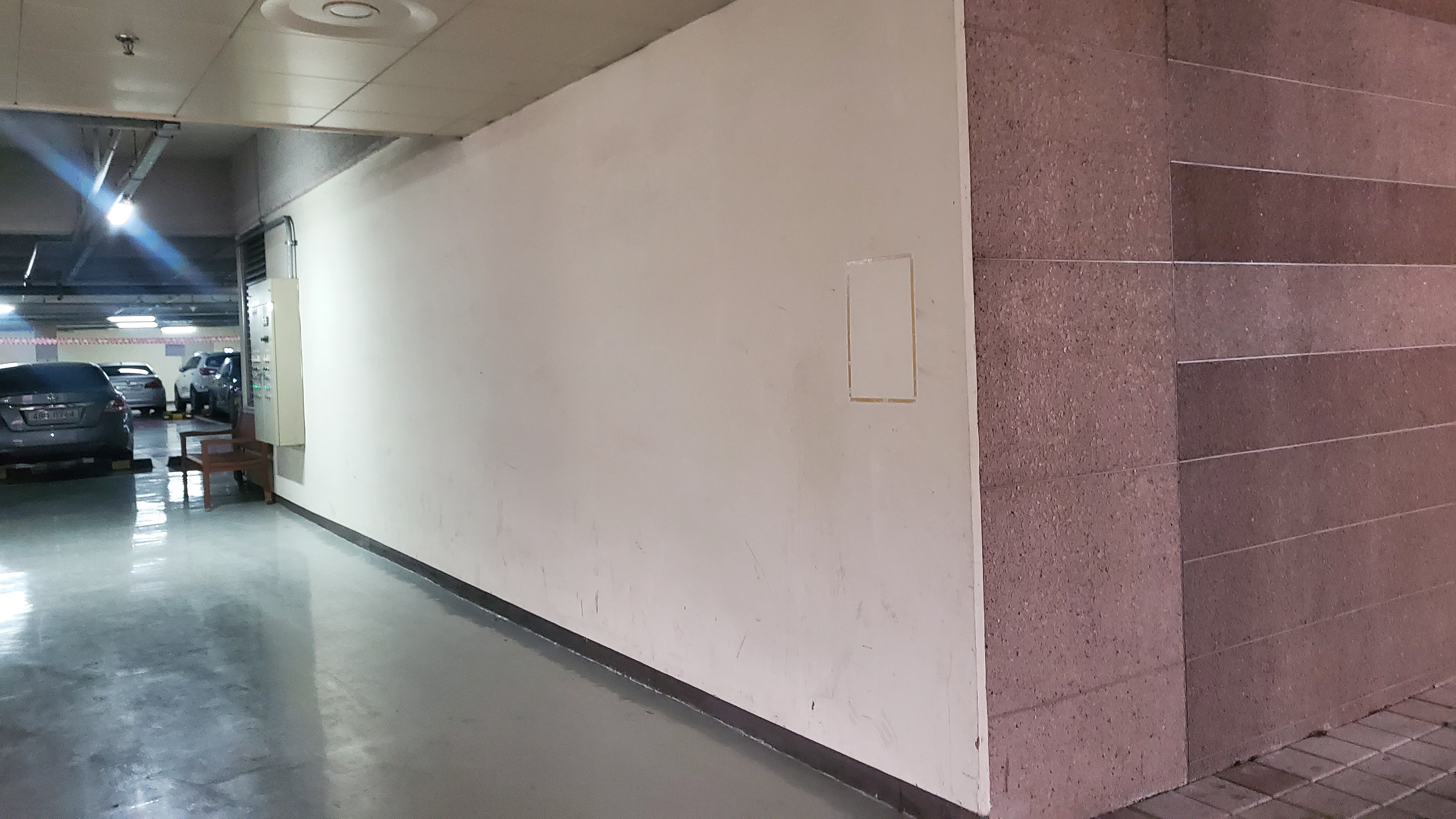 교동 파라곤지하주차장 — 지하주차장