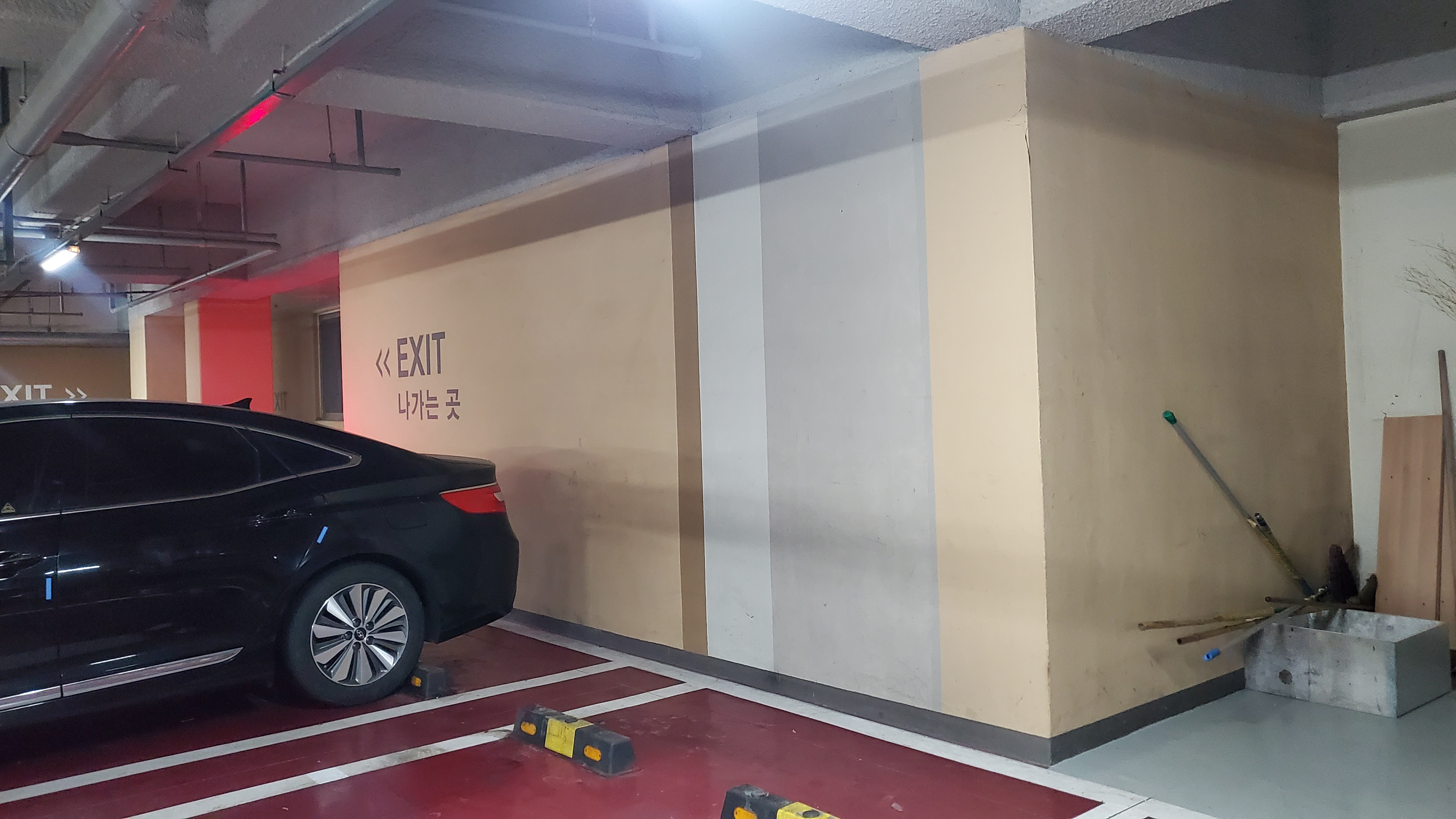 교동 파라곤지하주차장 — 지하주차장