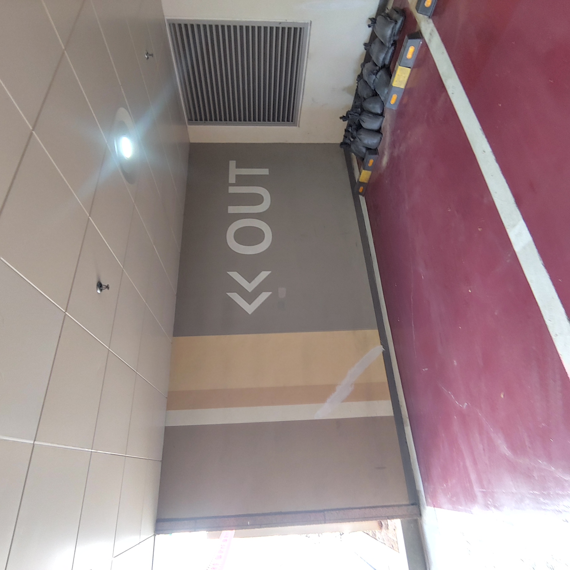 교동 파라곤지하주차장 — 지하주차장