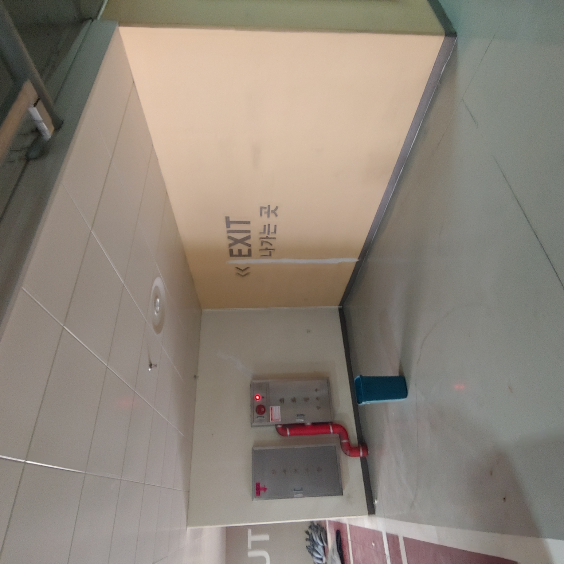 교동 파라곤지하주차장 — 지하주차장